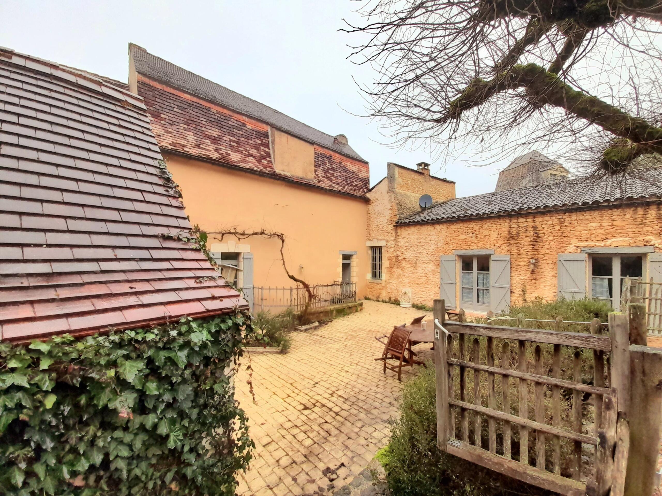 Imposing Village Property with Income Potential, Aquitaine – France – BVI58426