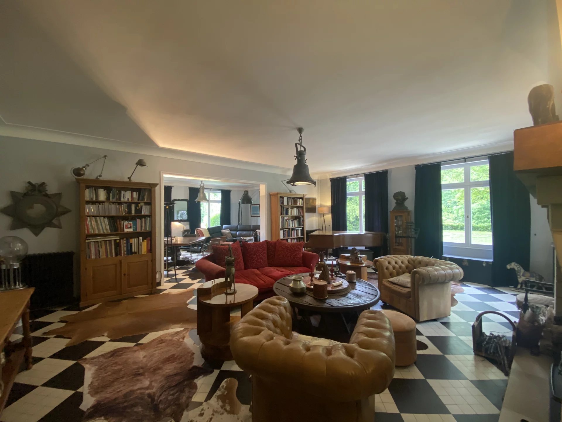Exceptional Property – 11 Hectares with Lakes, River and Equestrian Facilities, Aquitaine – France – BVI80846