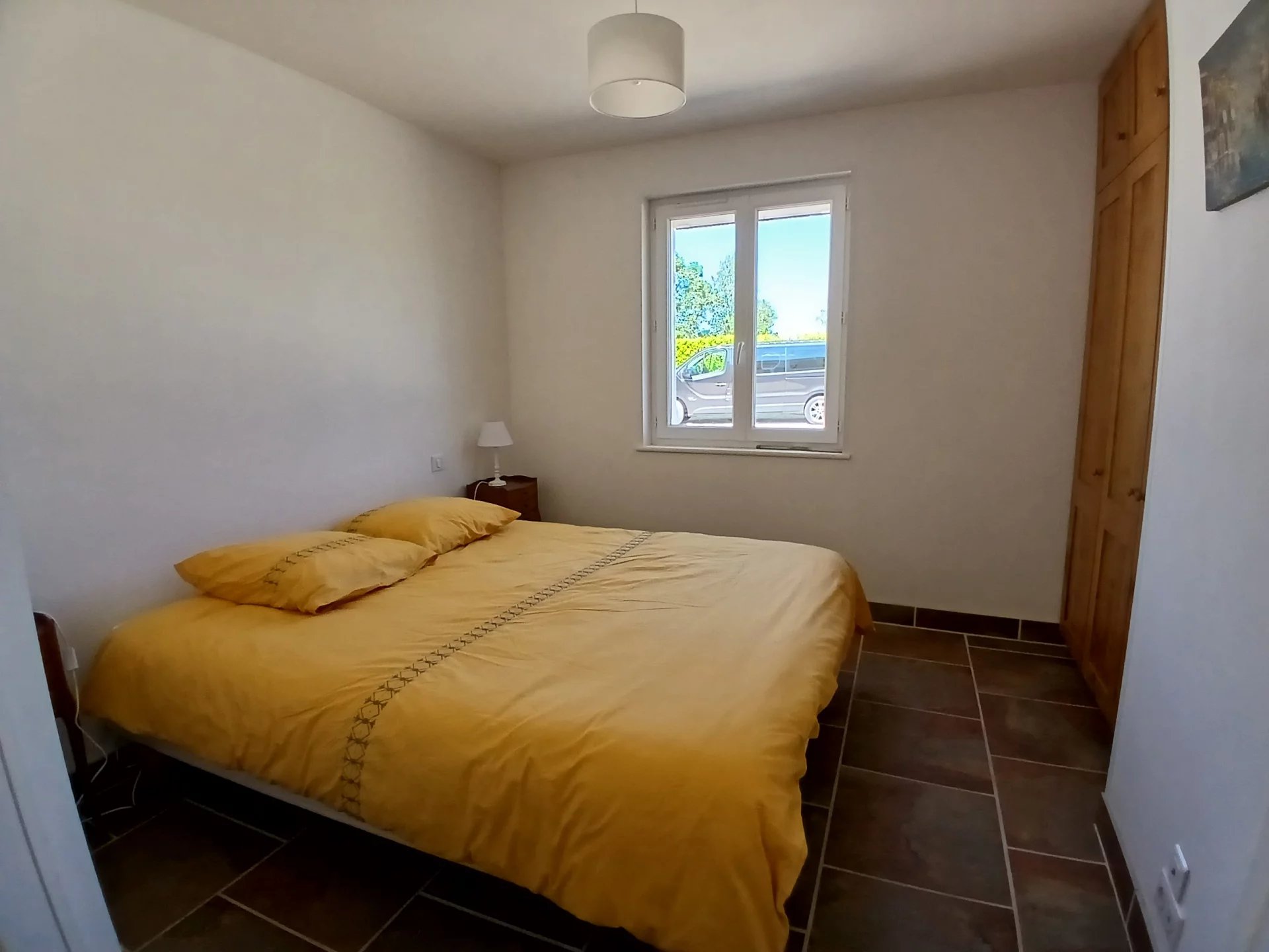 Impressive 5 bedroom villa with pool, beautiful grounds and income potential, Poitou-Charentes – France – BVI81014