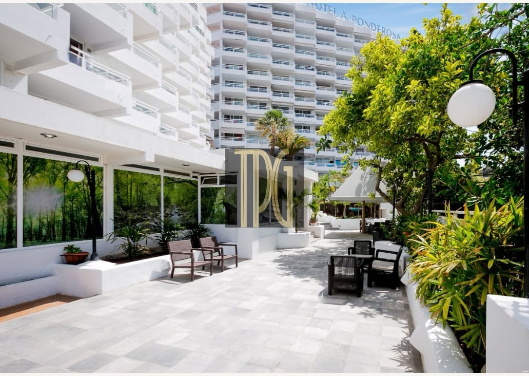 1 Bedroom Apartment for Sale in Playa las Americas, Adeje – OPN1837R