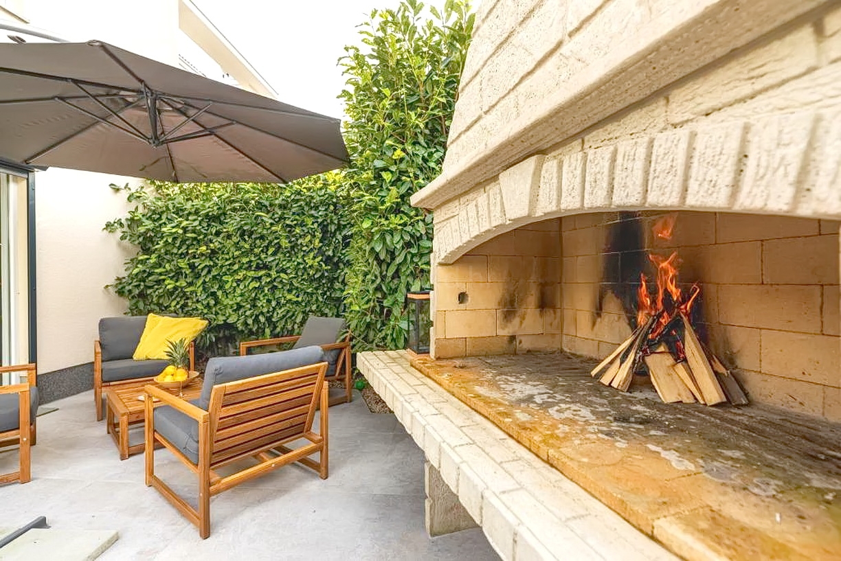 2 bedroom apartment in Malinska-Dubašnica, Croatia – 103380