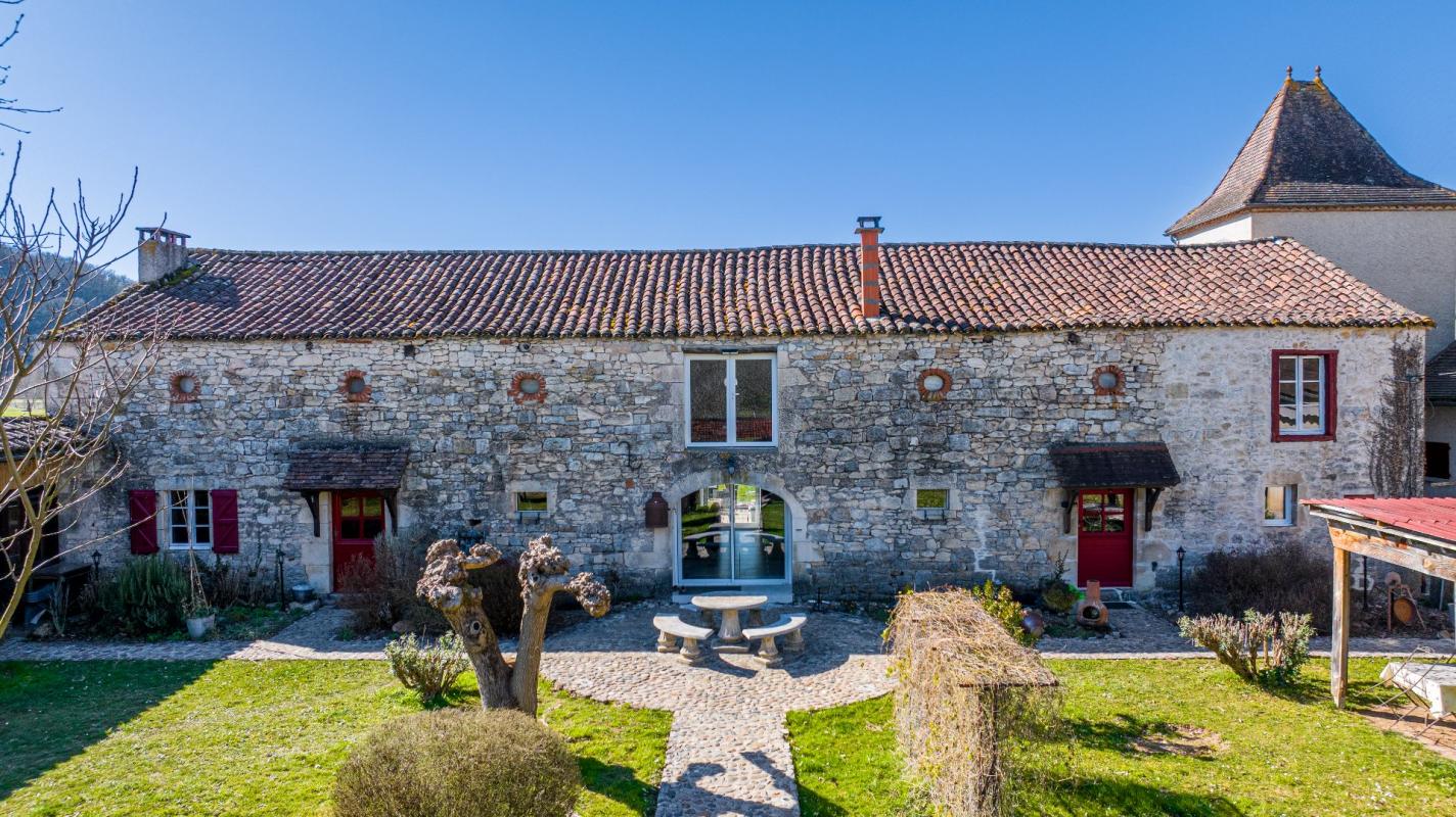 7 bedroom propriete in Larnagol, Lot, France – E1BE94B763BF4A34