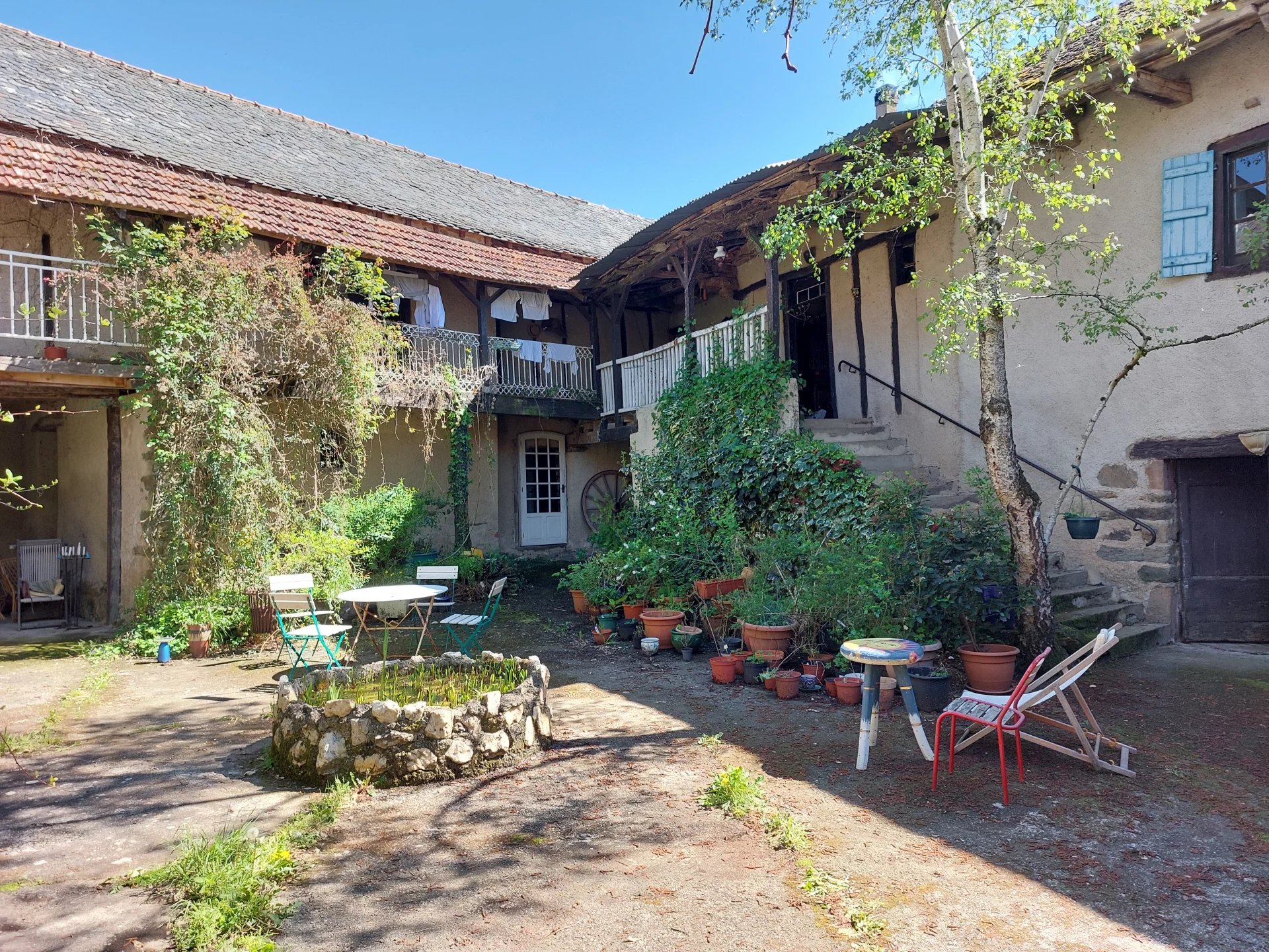 Stone farm with nearly 2 acres of attached land, Midi-Pyrénées – France – BVI79669