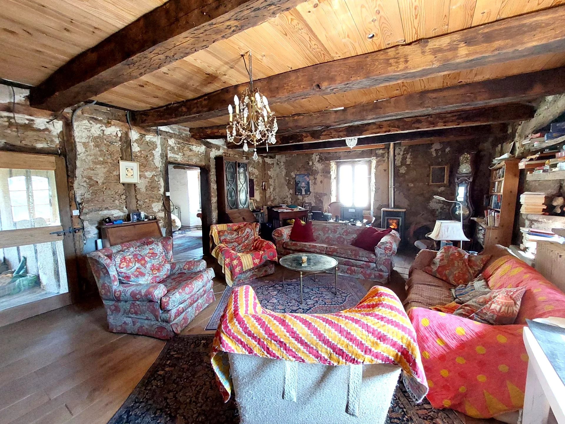 Stone farm with nearly 2 acres of attached land, Midi-Pyrénées – France – BVI79669