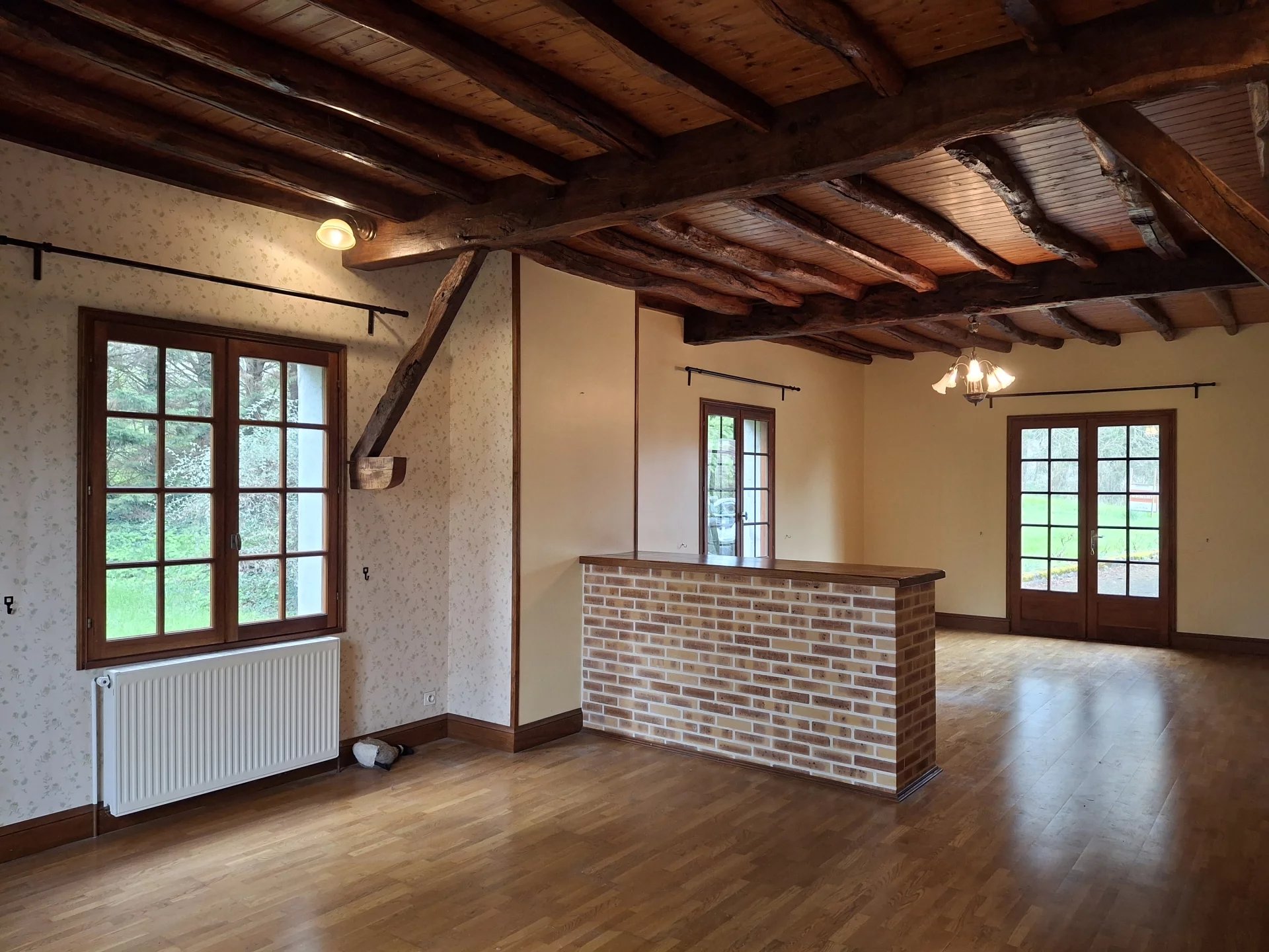 Charming Country Home in Alloue with Vaste Garages, Outbuilding and Spa, Poitou-Charentes – France – BVI78317