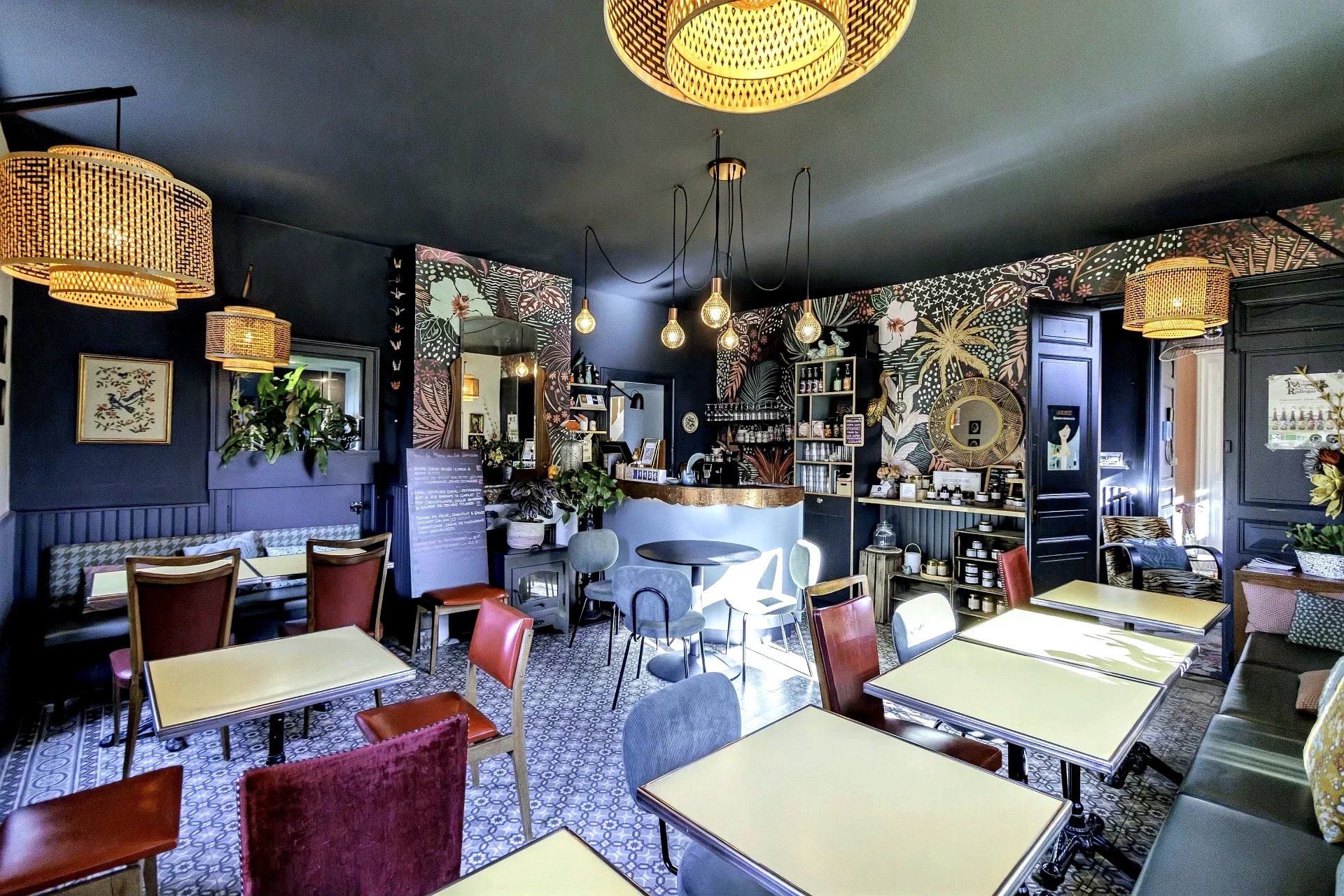 Elegant Period Town Property with Character in the Heart of Aveyron, Midi-Pyrénées – France – BVI78841