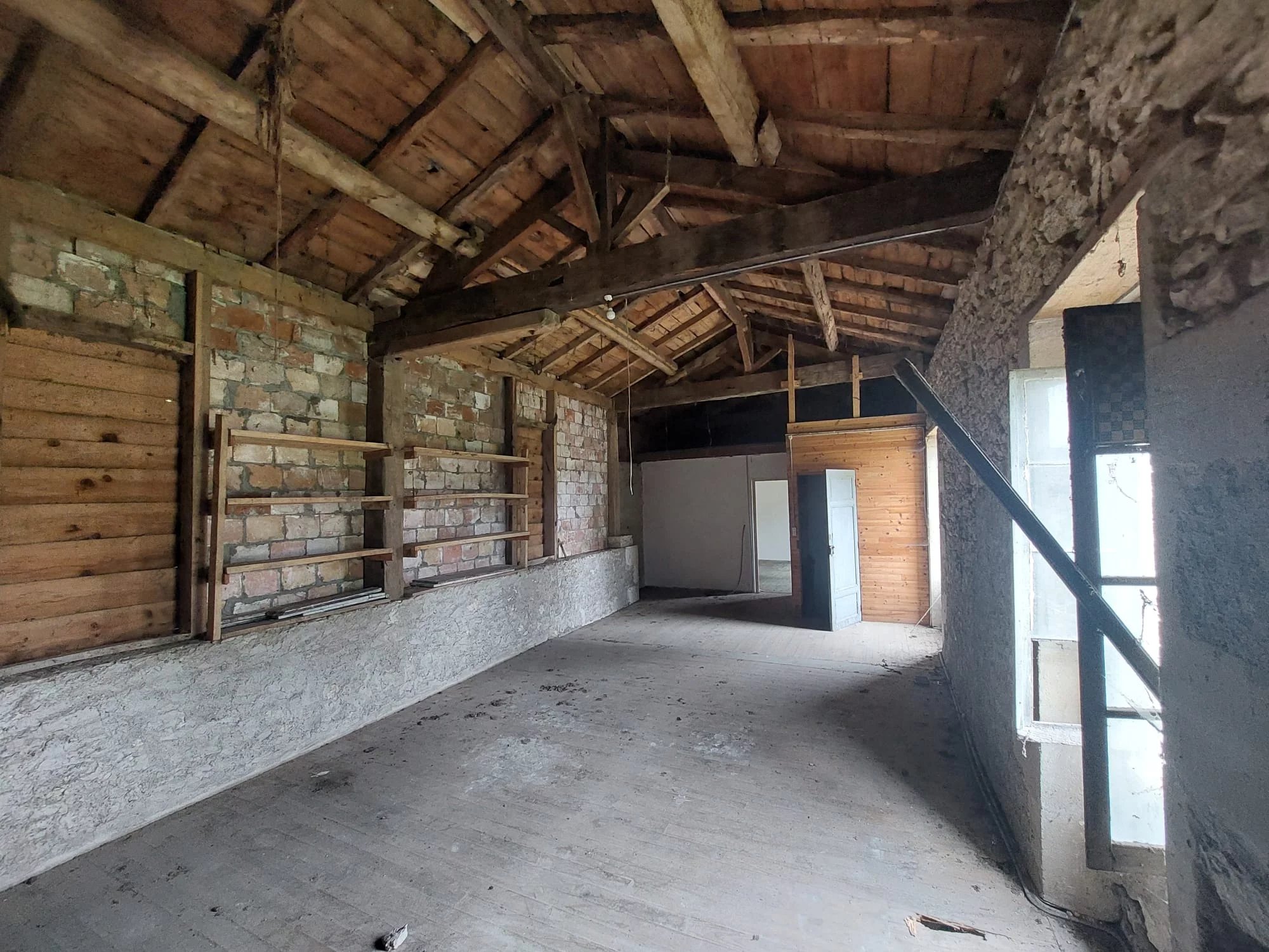 Wonderful historic farmhouse and barns, ripe for development, Aquitaine – France – BVI62918