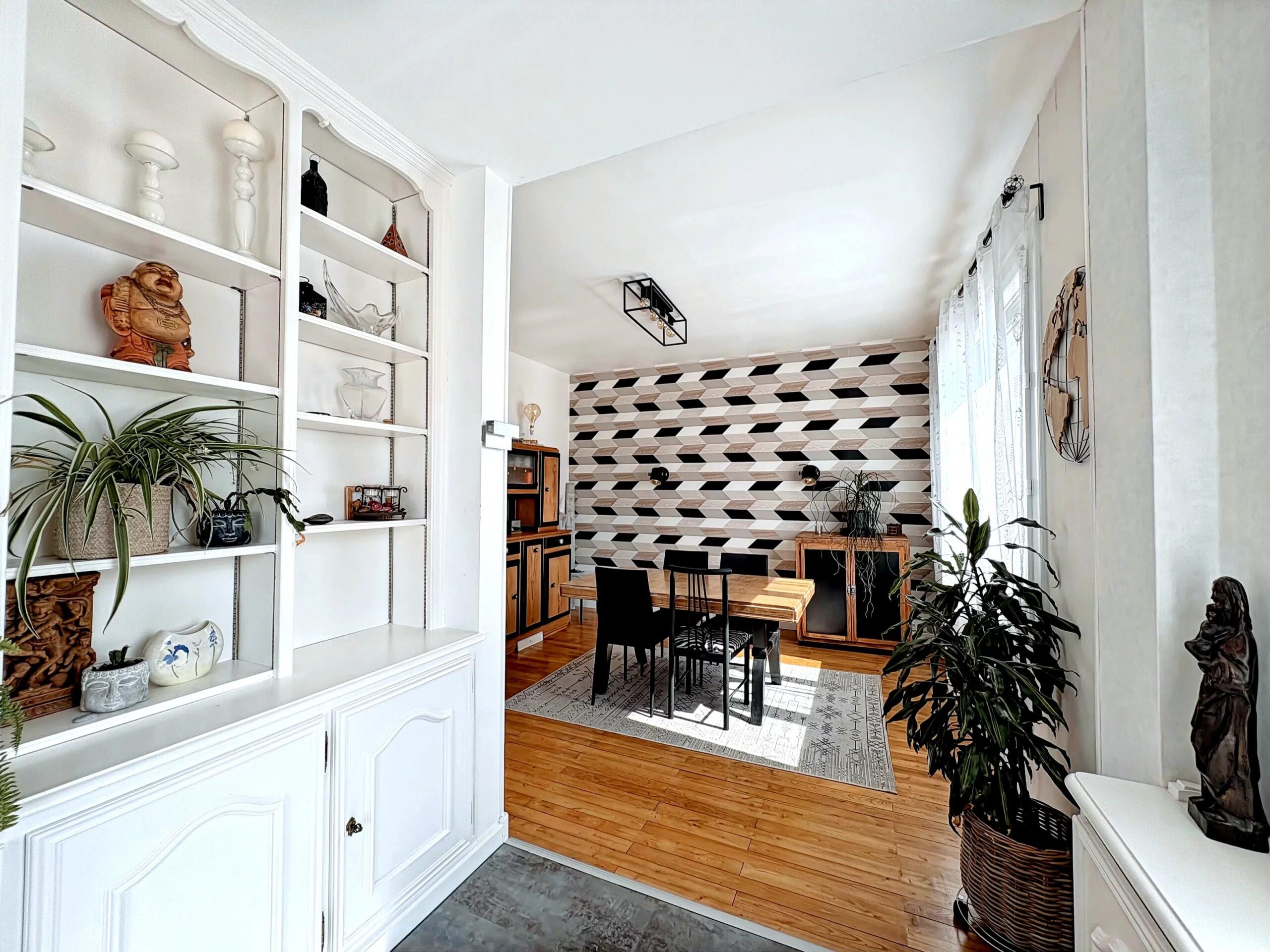 House built by the Compagnons du Devoir in Bergerac, Aquitaine – France – BVI80681