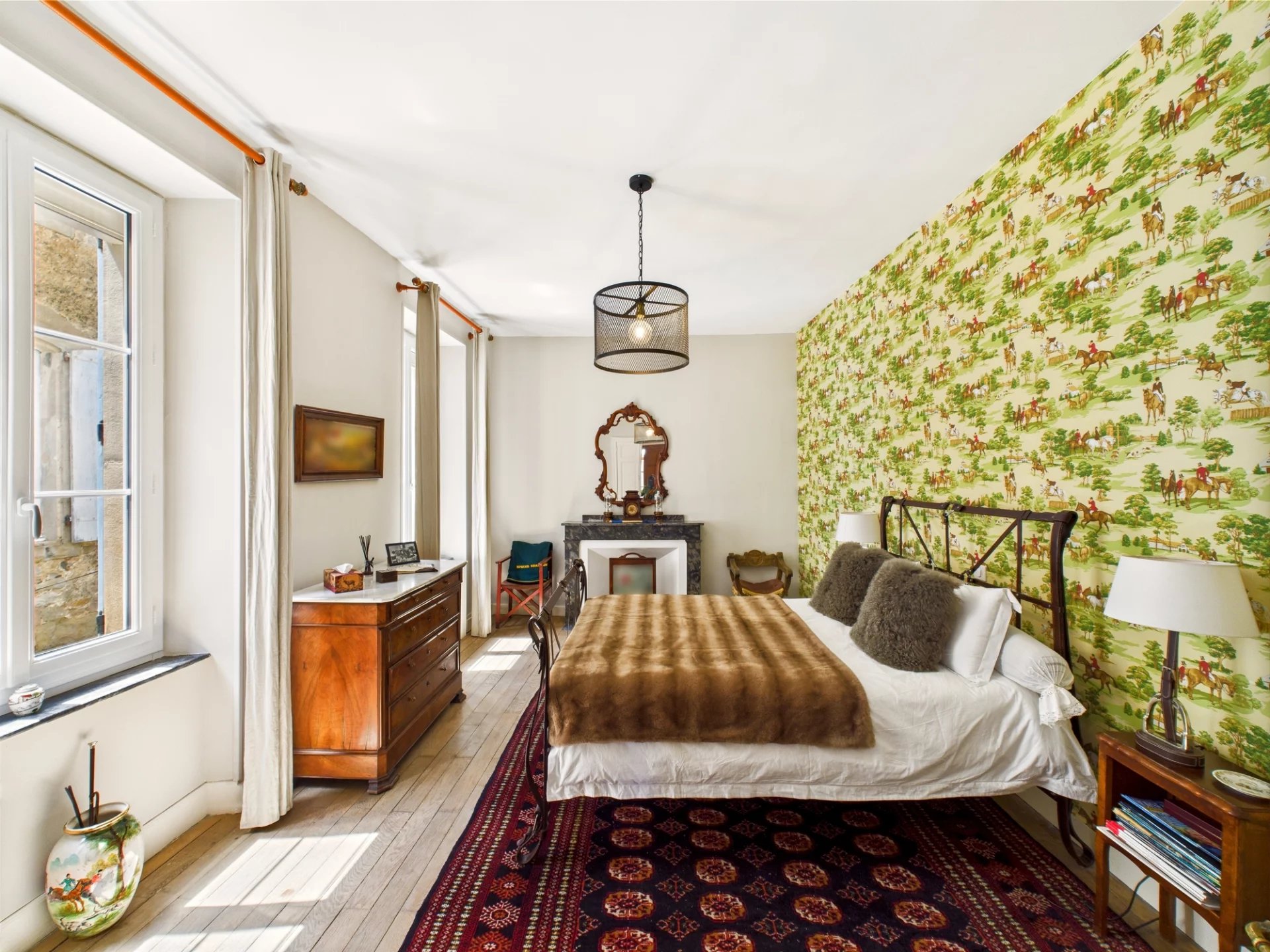 Historical and elegant townhouse with pool, Languedoc-Roussillon – France – BVI80965