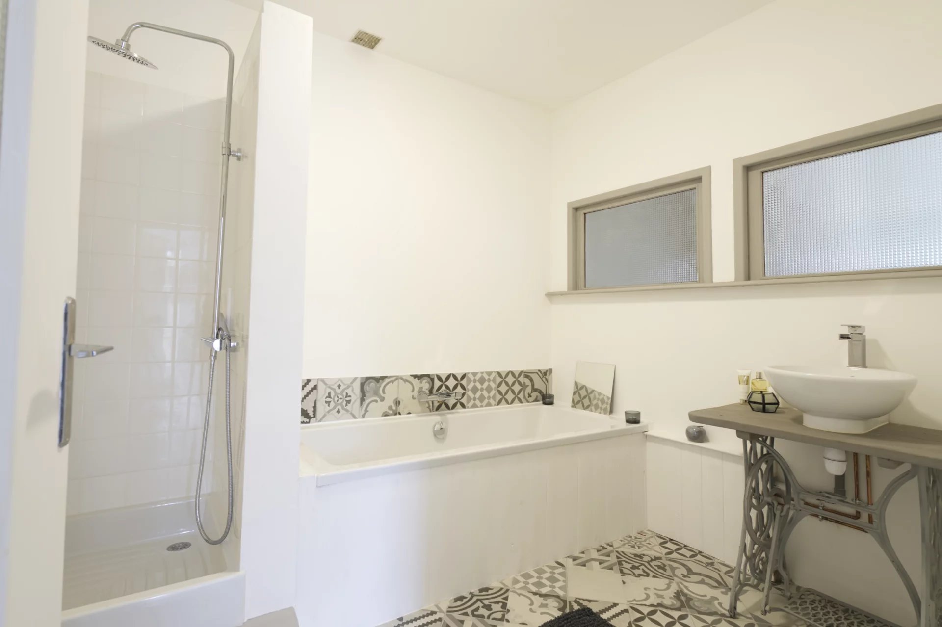 Unique riverside property in pretty village, Poitou-Charentes – France – BVI78337