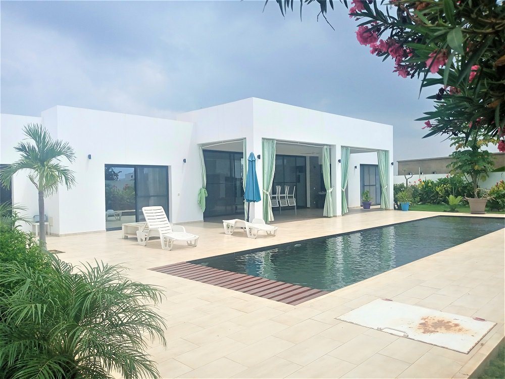 4 bedroom villa in Saly, Sénégal – A741D9C90D514543