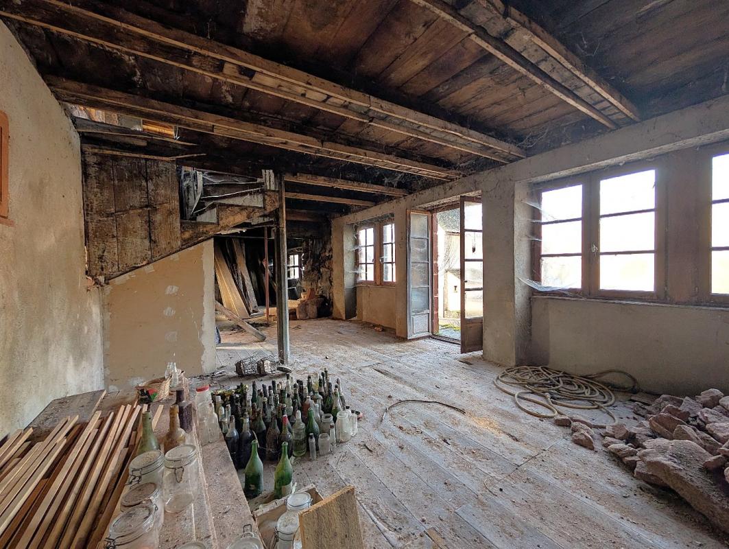 maison a renover in Villecomtal, Aveyron, France