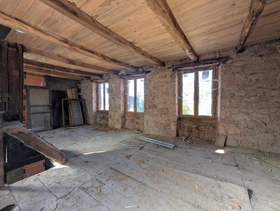 maison a renover in Villecomtal, Aveyron, France