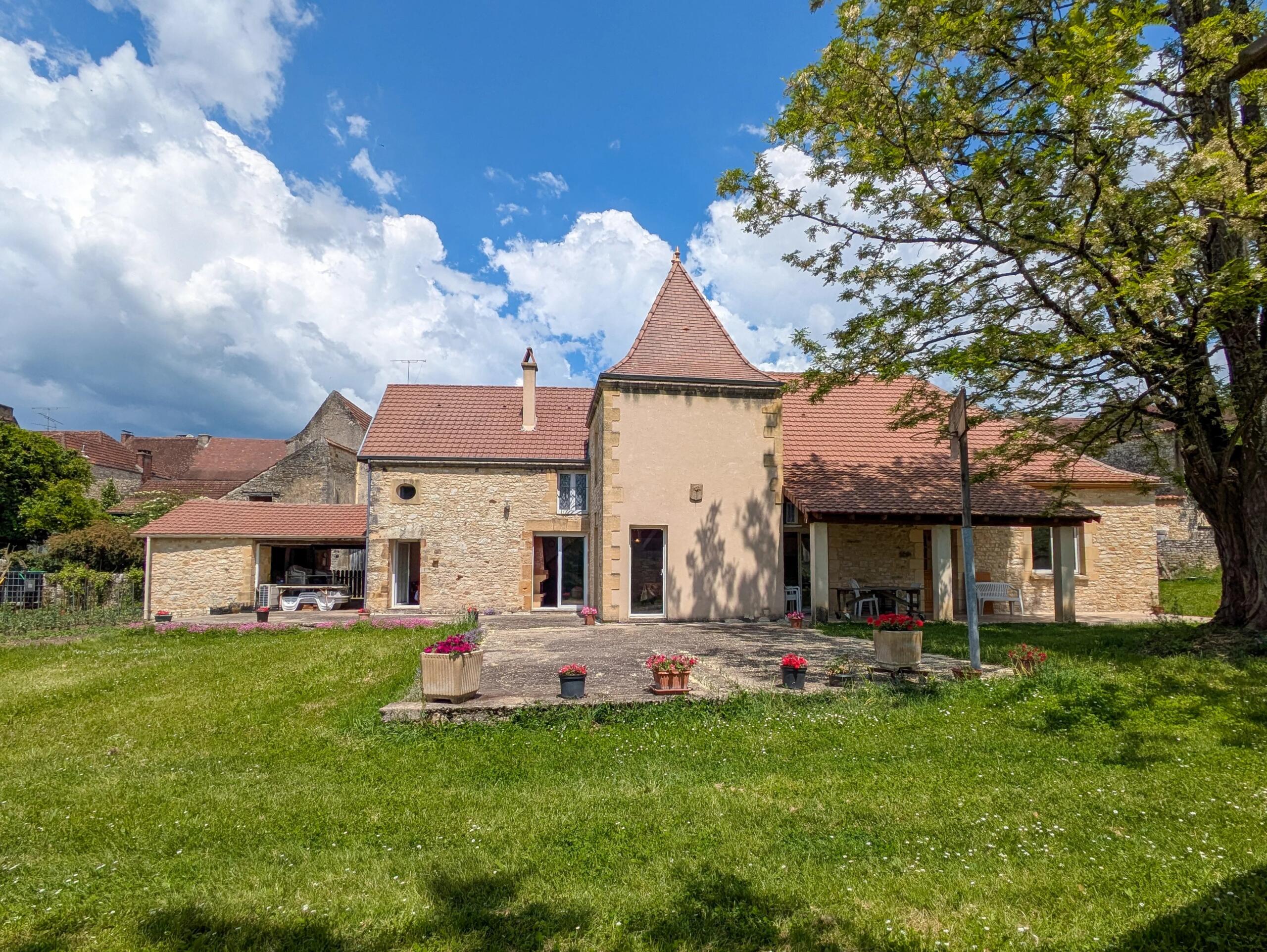 A large family house in a charming Bouriane village., Midi-Pyrénées – France – BVI80805