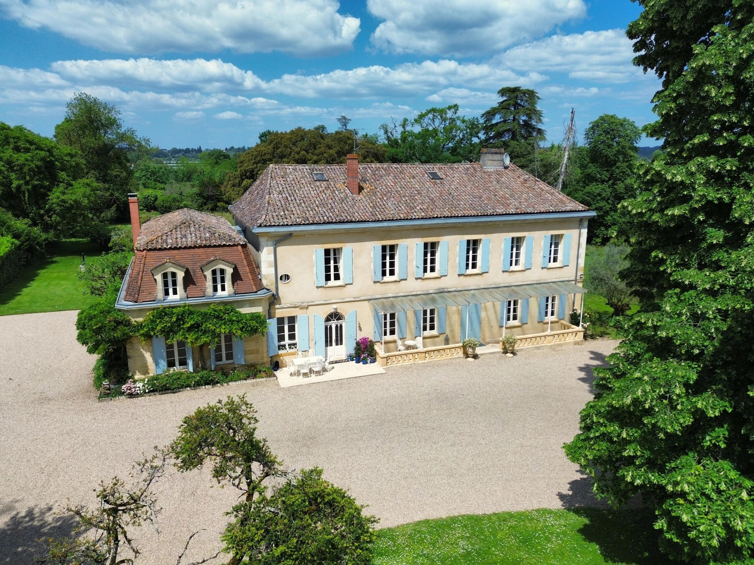 Timeless Elegance Near Bergerac – An Exceptional Country Manor Awaits, Aquitaine – France – BVI59786