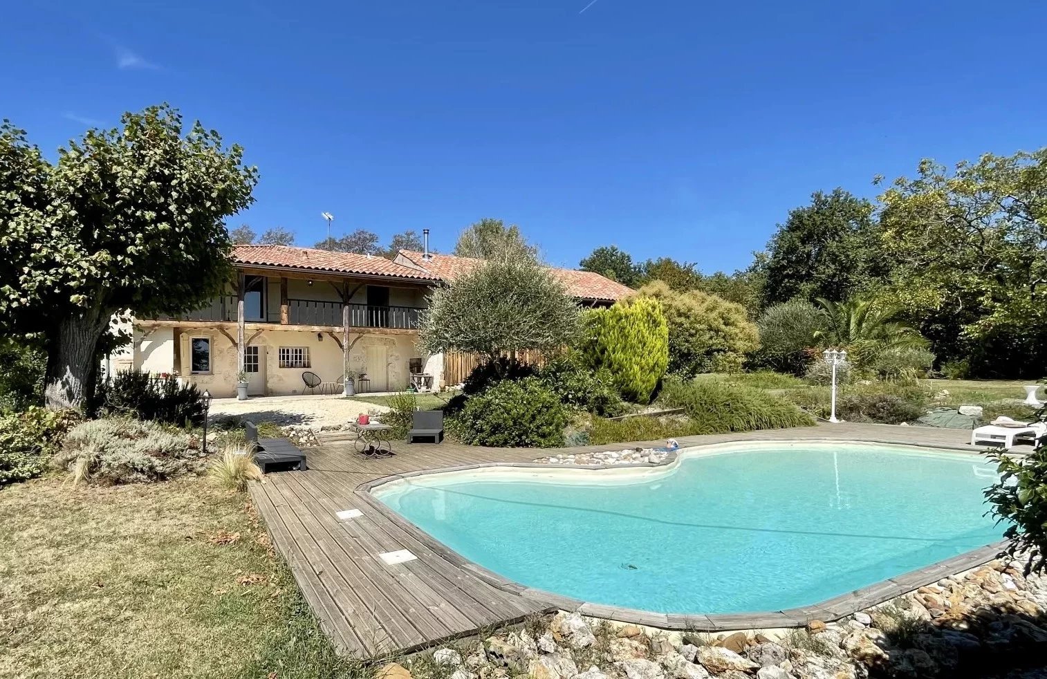 Magnificent stone house with swimming pool, Aquitaine – France – BVI71958