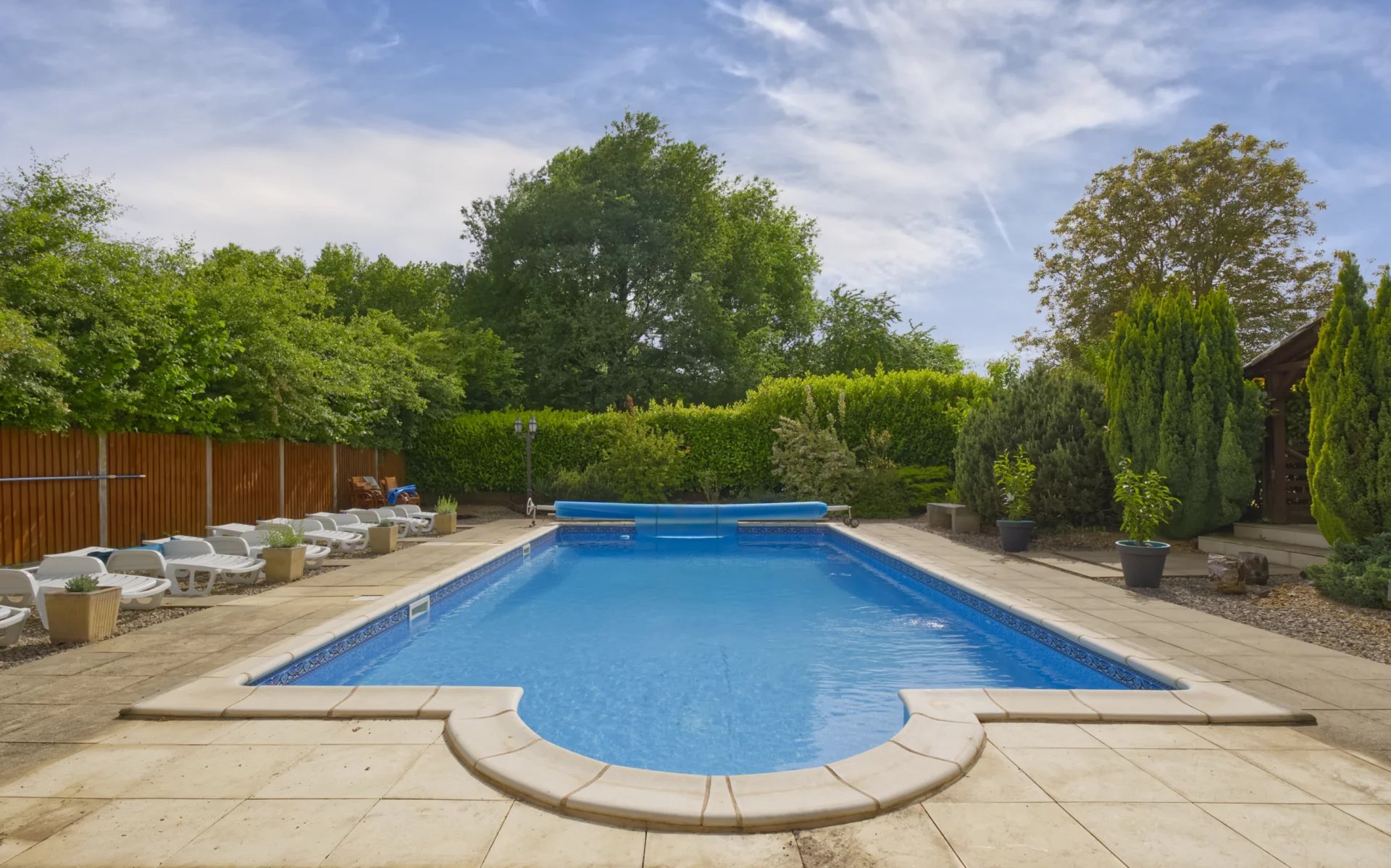 Fabulous 5-bedroom renovated farmhouse with heated pool, Poitou-Charentes – France – BVI80747