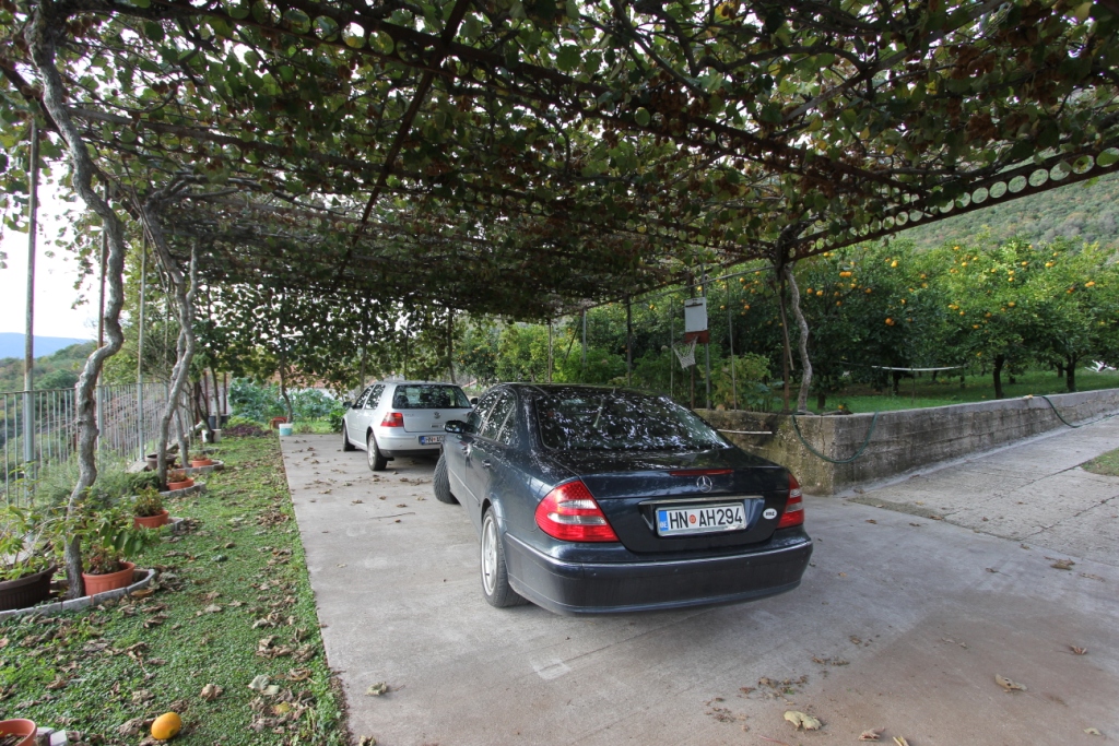 6 bedroom House in Herceg Novi, Montenegro – CMM2677