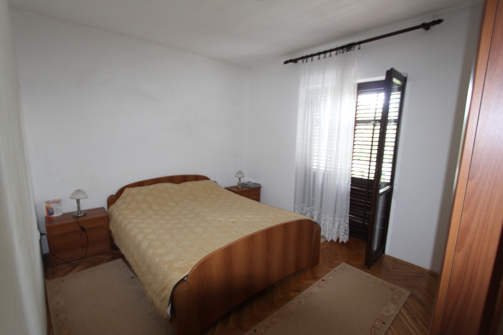 6 bedroom House in Herceg Novi, Montenegro – CMM2677