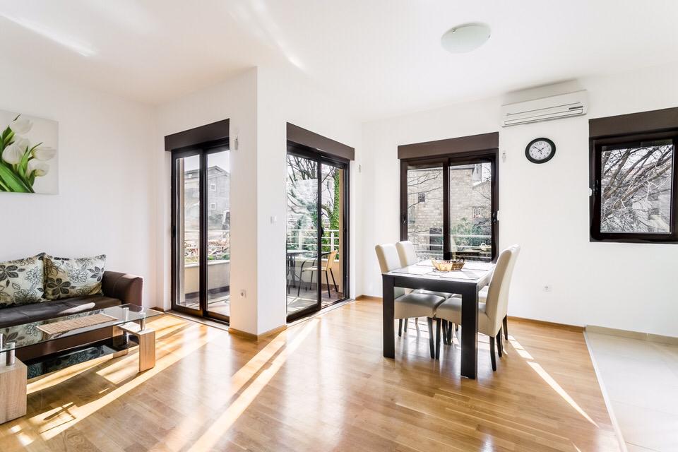 Apartment in Bečići – 2-Bedroom, 350m to the Sea, Montenegro – MRENB81