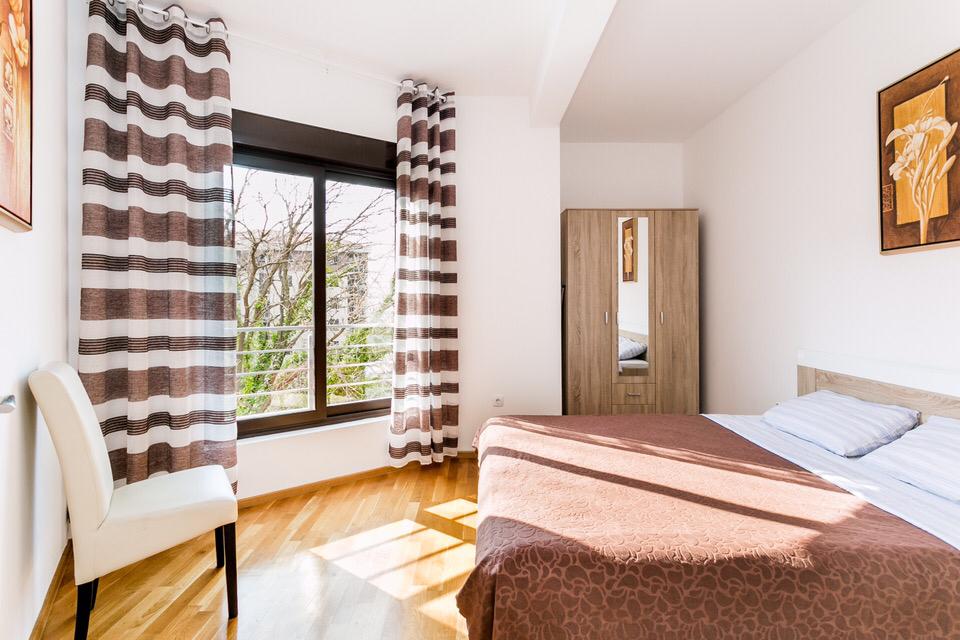 Apartment in Bečići – 2-Bedroom, 350m to the Sea, Montenegro – MRENB81