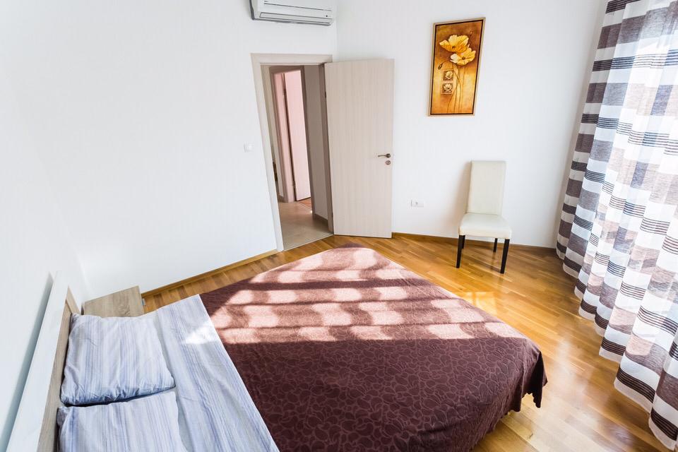 Apartment in Bečići – 2-Bedroom, 350m to the Sea, Montenegro – MRENB81