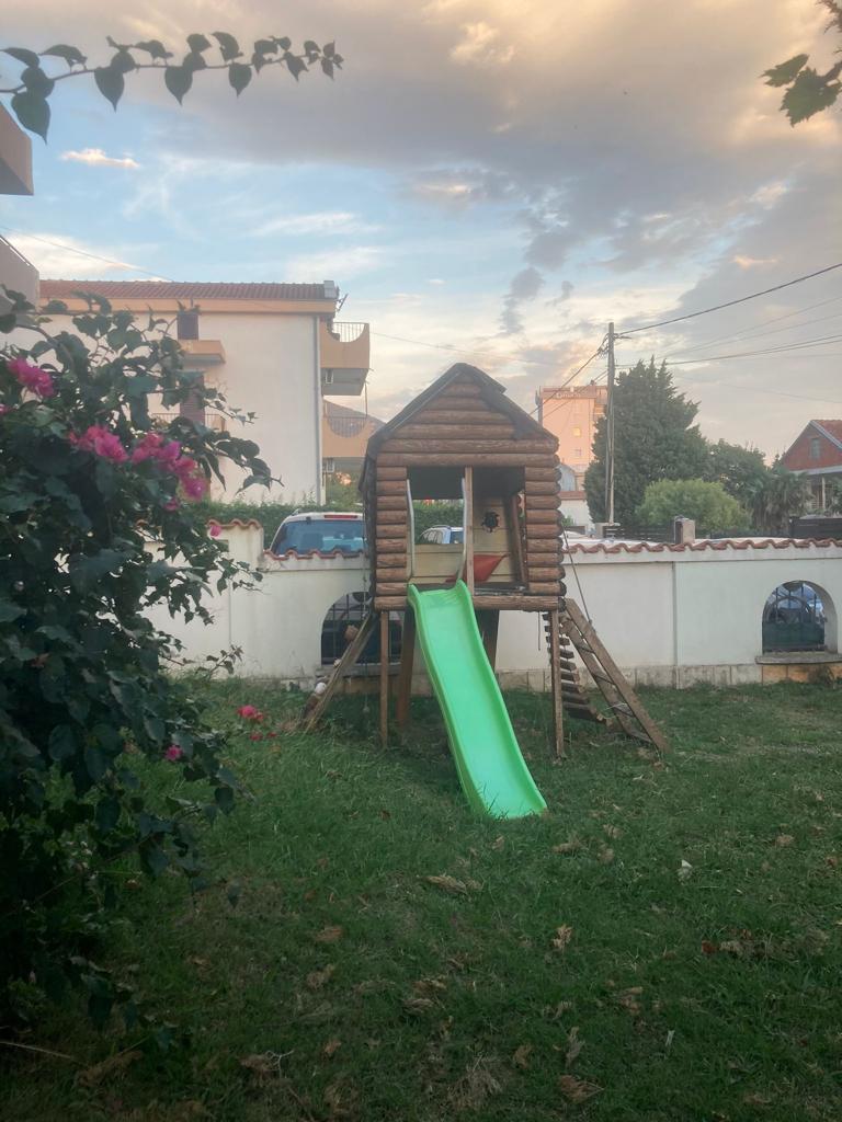 Four-Story Aparthotel for Sale in Sutomore,  – MRENB83