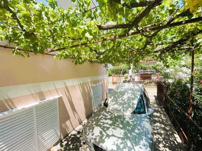 Mini Hotel for Sale in Sutomore, Montenegro – MREALE56