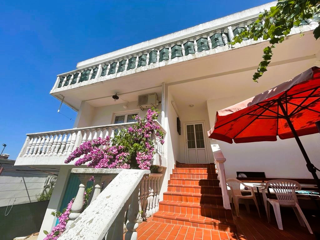 Family House for Sale in Sutomore – Sea View, 8 Bedrooms, Large Garden, Montenegro – MREALE61