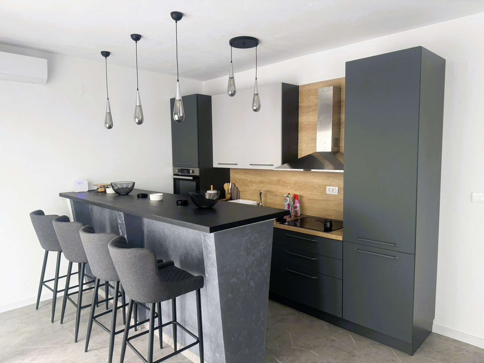 New Furnished House for Sale in Krimovica – Sea Proximity, Modern Amenities, Montenegro – MREDR-001