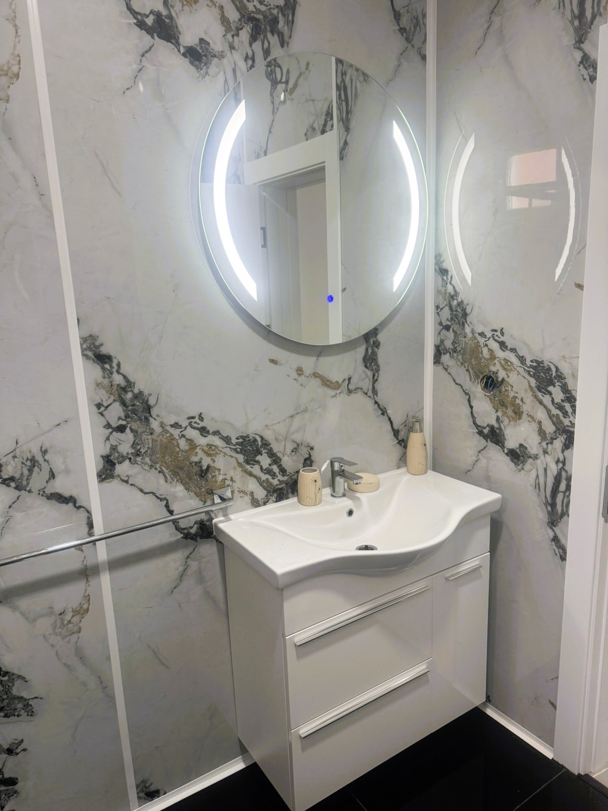 New Furnished House for Sale in Krimovica – Sea Proximity, Modern Amenities, Montenegro – MREDR-001