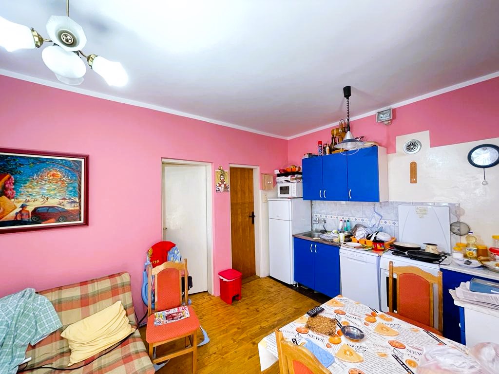 Spacious House for Sale in Sutomore with Sea & Mountain View – 8 Bedrooms, Guest Apartment & Parking, Montenegro – MREALE64