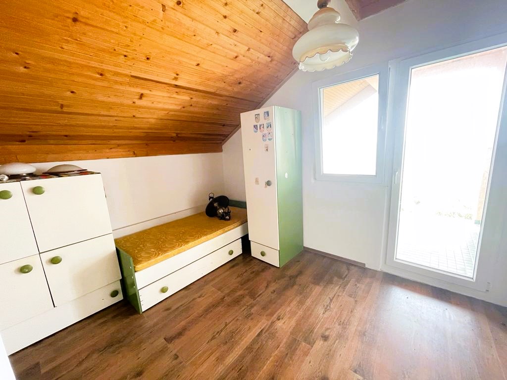 Sea View House for Sale in Bar, Montenegro – 5 Bedrooms, 194m², Montenegro – MREALE71