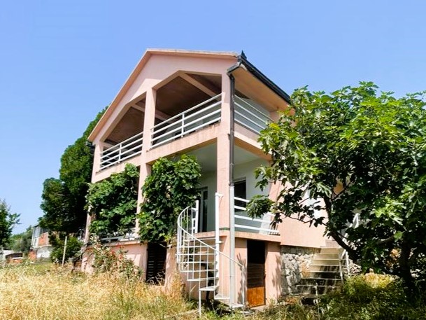 Sea View House for Sale in Bar, Montenegro – 5 Bedrooms, 194m², Montenegro – MREALE71