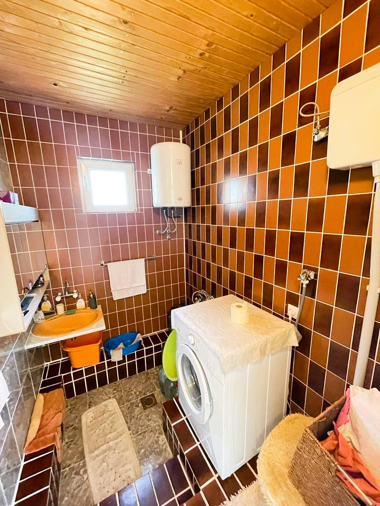 Sea View House for Sale in Bar, Montenegro – 5 Bedrooms, 194m², Montenegro – MREALE71