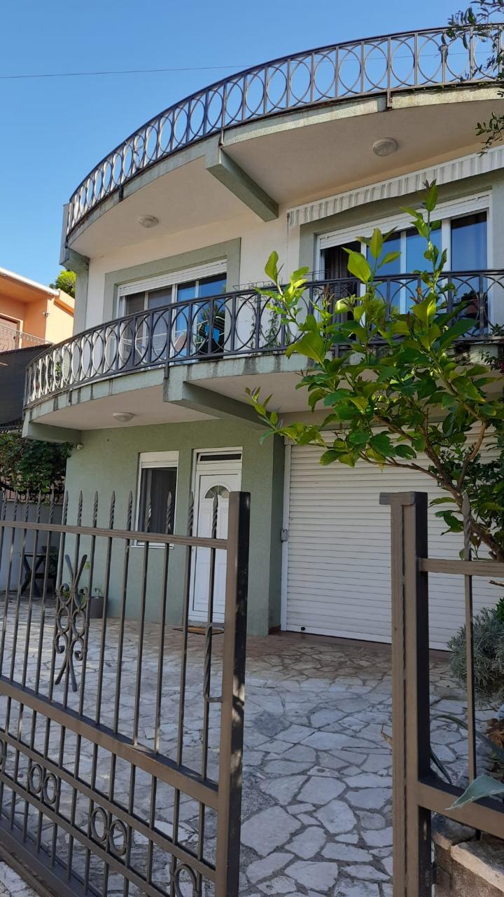 Cozy House for Sale in Zeleni Pojas Bar – Furnished, 107m², Great Location, Montenegro – MRE