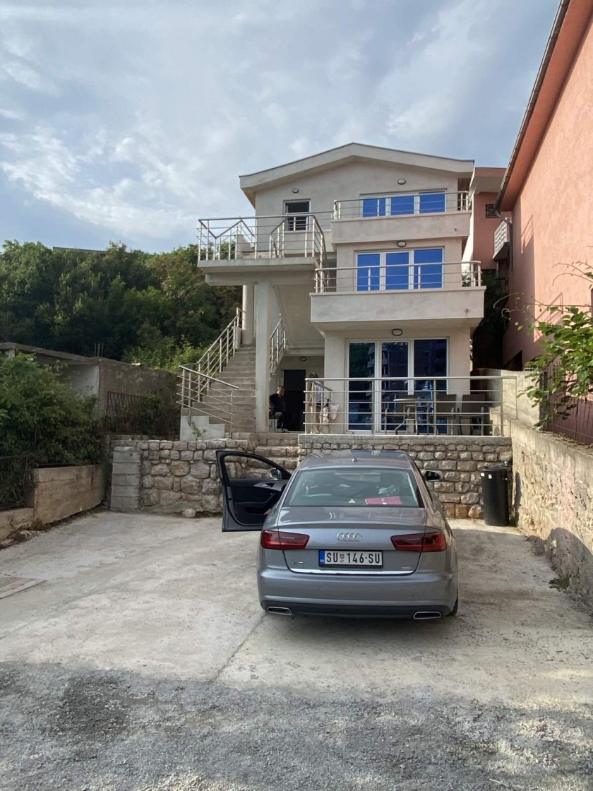 Stunning New House for Sale in Utjeha Montenegro – 3 Apartments, Sea Views & Investment Potential, Montenegro – MREALE76