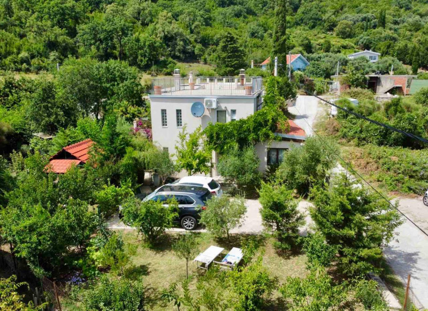 Houses for Sale in Montenegro – Spacious Family Home in Šušanj, Bar, Montenegro – MREALE79