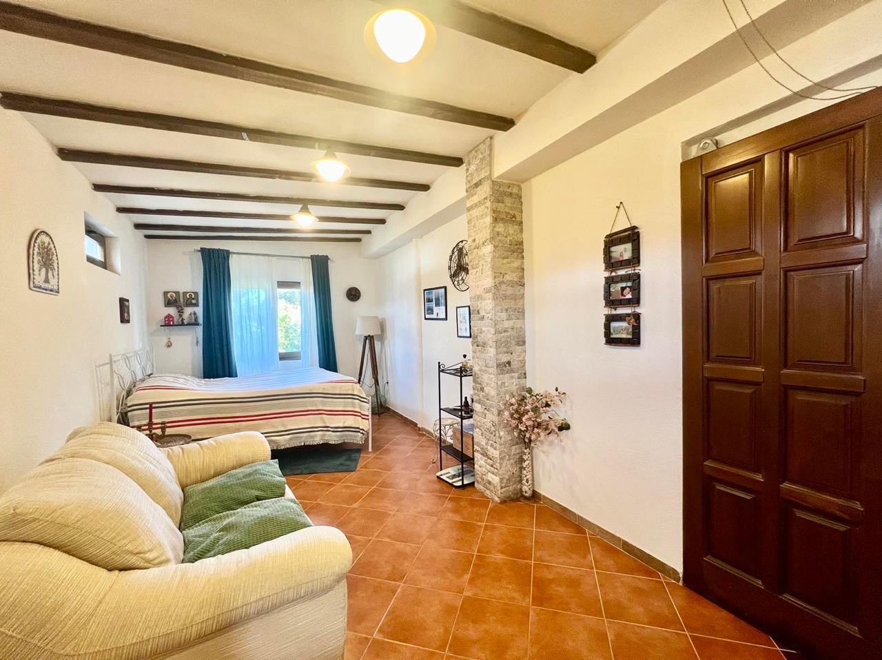 Houses for Sale in Montenegro – Spacious Family Home in Šušanj, Bar, Montenegro – MREALE79