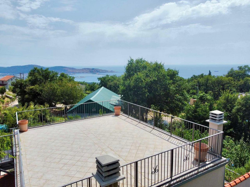 Houses for Sale in Montenegro – Spacious Family Home in Šušanj, Bar, Montenegro – MREALE79