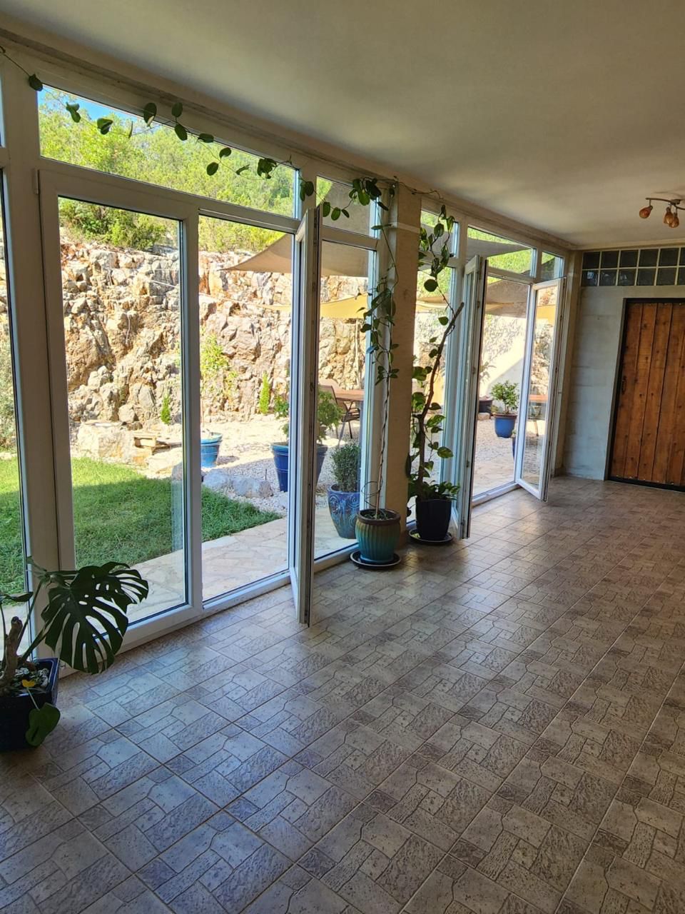 Houses for Sale in Tivat – Premium 3-Bedroom Villa in Radovići, Montenegro – MREDEL-01