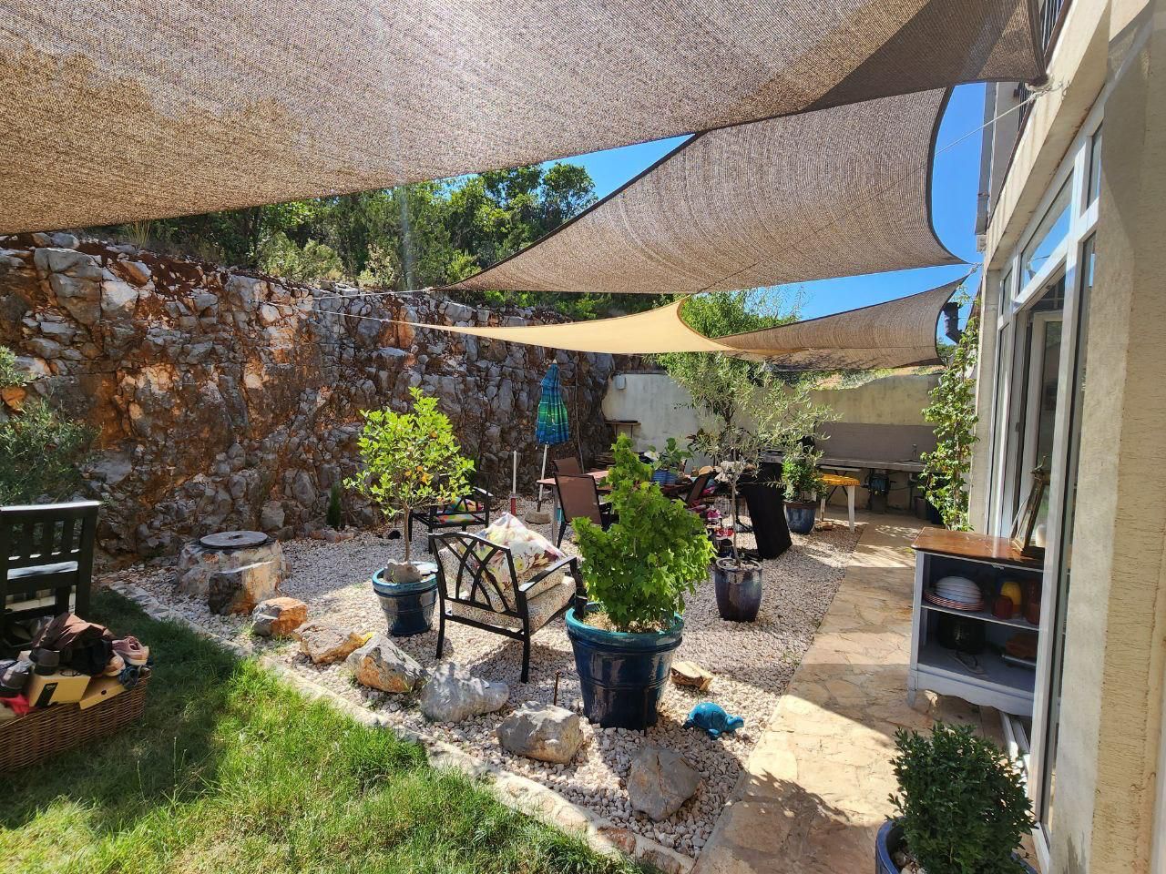 Houses for Sale in Tivat – Premium 3-Bedroom Villa in Radovići, Montenegro – MREDEL-01