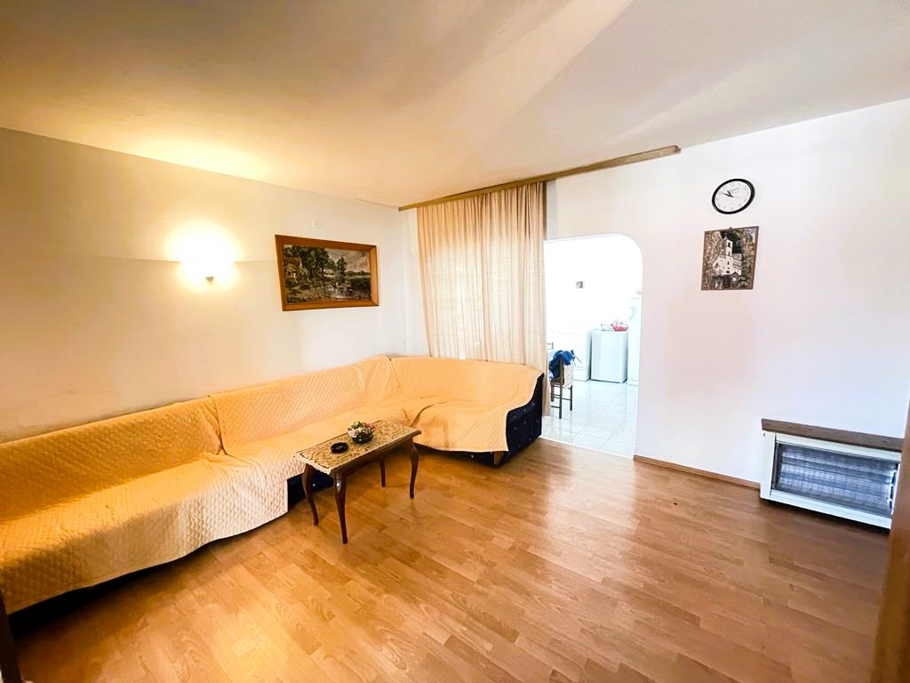 Real Estate in Dobre Vode – Spacious 7-Bedroom Home with Sea Views [250m²], Montenegro – MREALE82