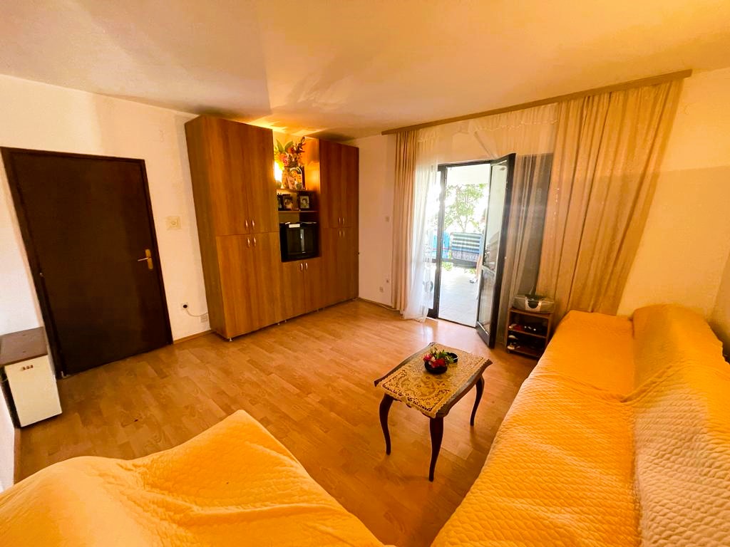 Real Estate in Dobre Vode – Spacious 7-Bedroom Home with Sea Views [250m²], Montenegro – MREALE82