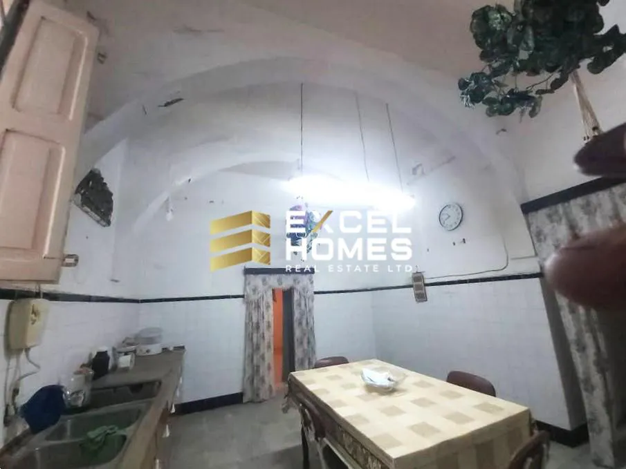 5 bedroom Character House in San Lawrenz, Malta – 63126