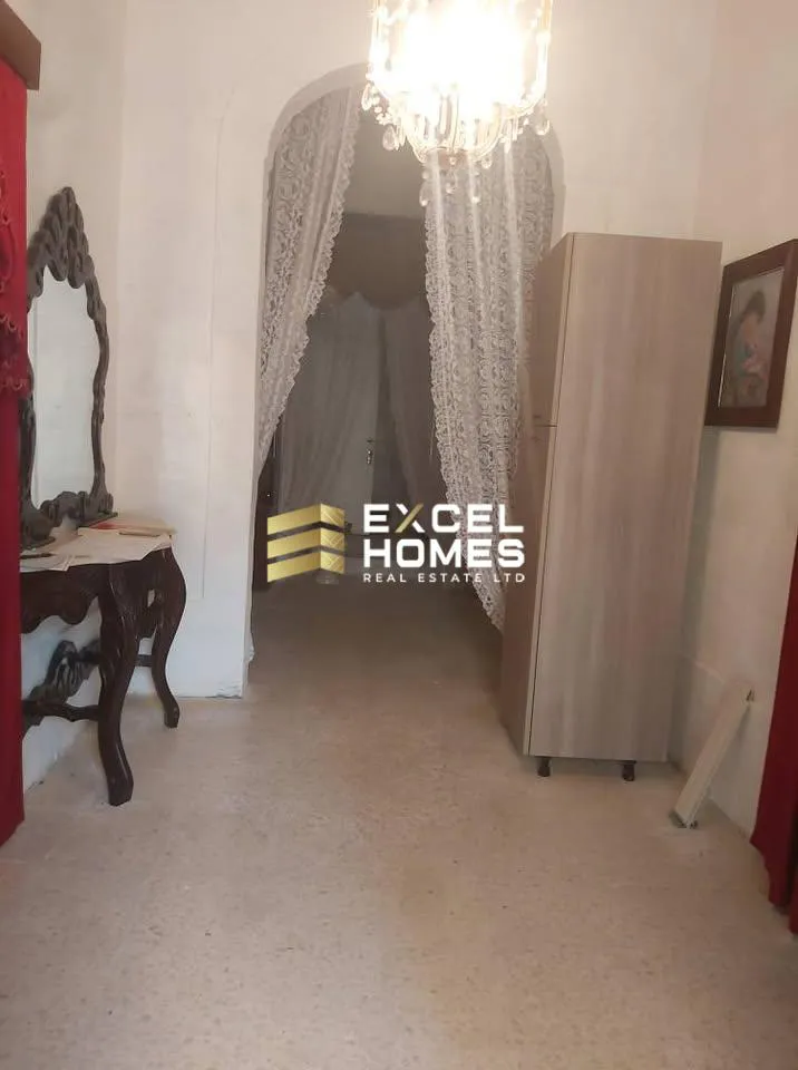 5 bedroom Character House in San Lawrenz, Malta – 63126