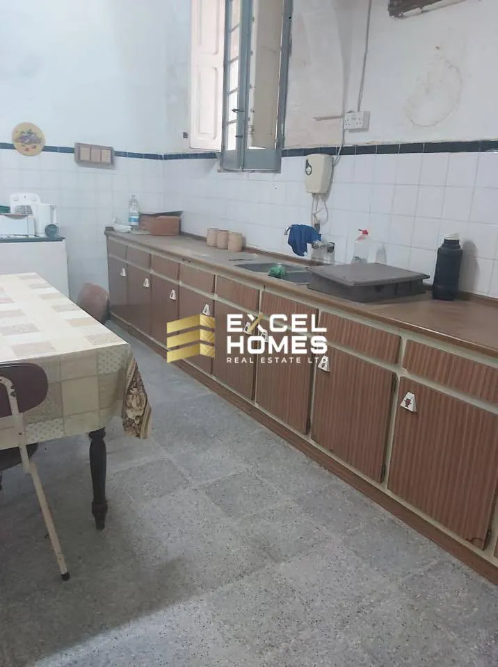 5 bedroom Character House in San Lawrenz, Malta – 63126