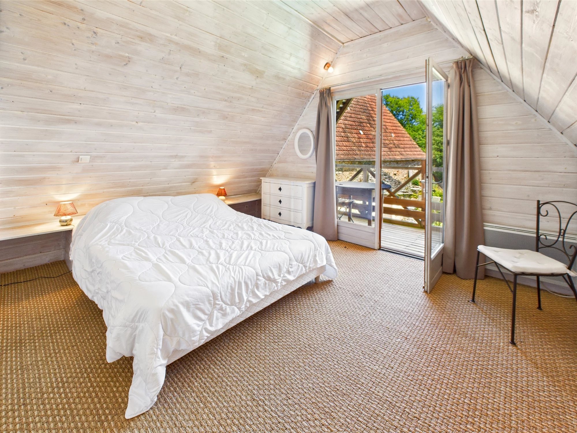 A Characterful Collection of Stone Houses – Lifestyle and Business Opportunity, Aquitaine – France – BVI77613