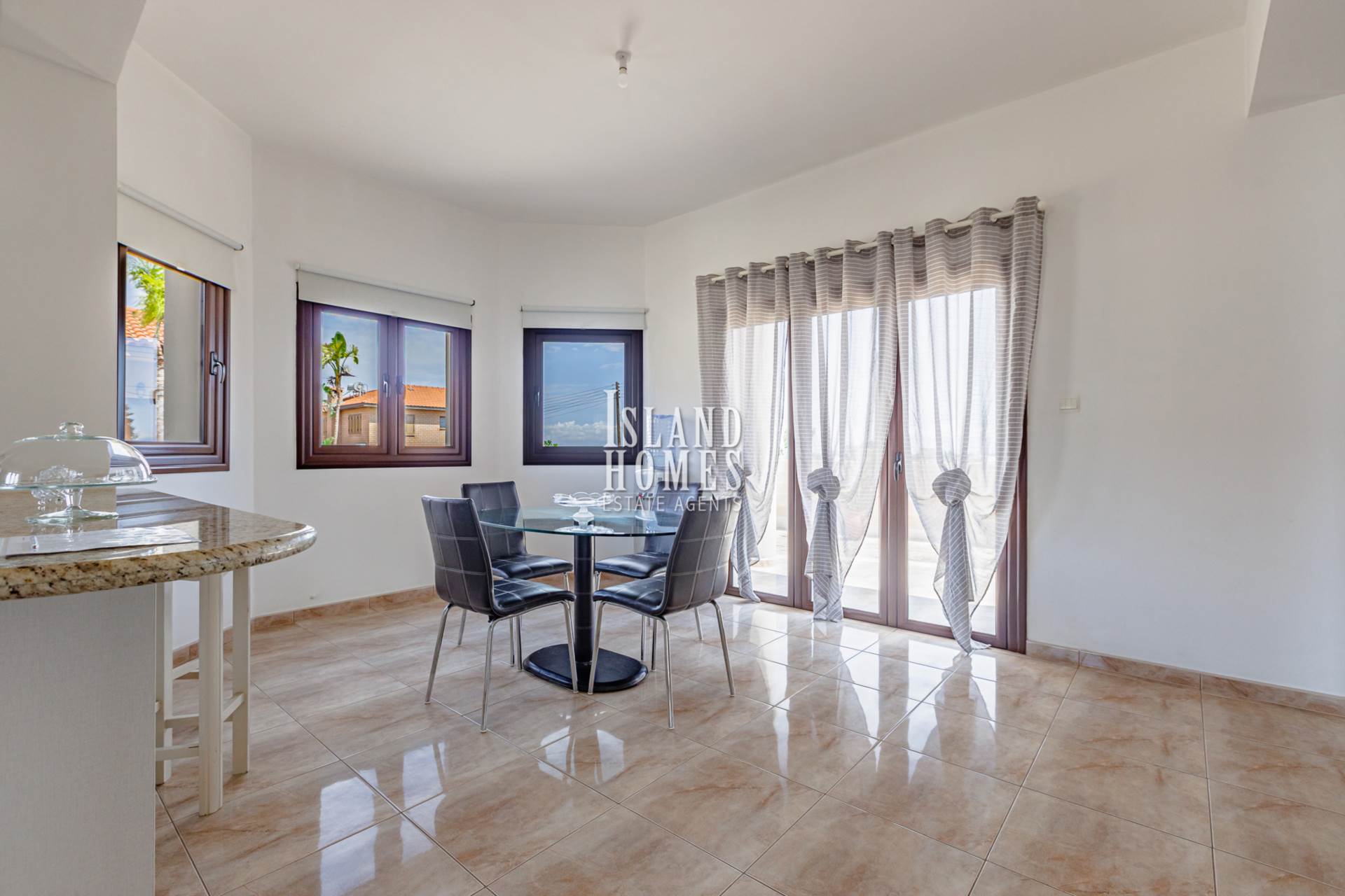 4 bedroom Detached in Frenaros, Famagusta, Cyprus – FrE185