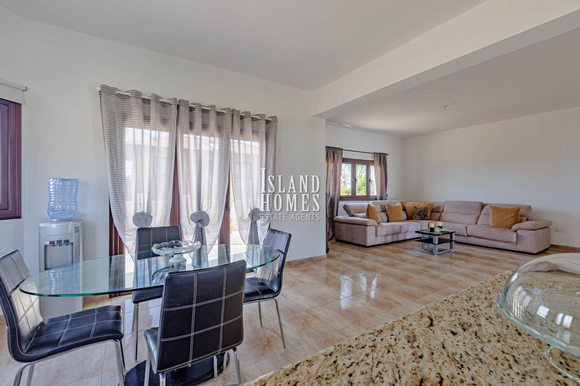 4 bedroom Detached in Frenaros, Famagusta, Cyprus – FrE185